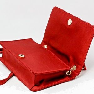 Nine West Colma Clutch Convertible Hand Bag Red